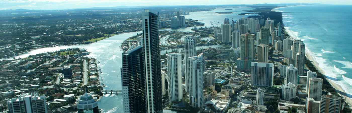 A city between water
