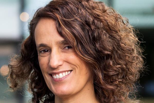 Dr Isabel Tavora